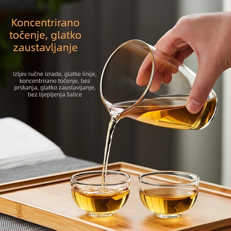 Debelo staklo za ravnomjerno posluživanje čaja s dijeličem čaja i prozirnom šalicom s izljevom — dodatak Kung Fu čaju