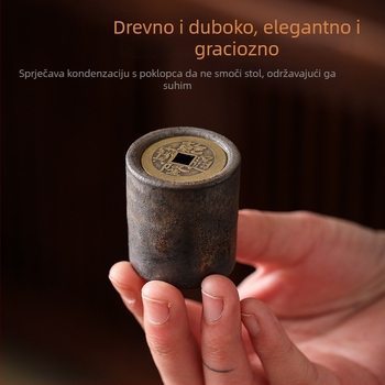 Keramički dodaci za čajnu ceremoniju: držač poklopca za čajnik i gaiwan; držač poklopca; keramički pladanj za čaj.