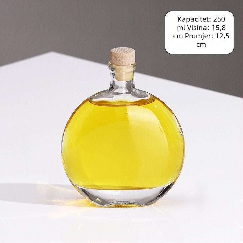 Ravne ovalne mini bočice vina: 500 ml bočice ledenog vina, 500 ml bočice kave, 250 ml bočice neutralnih alkohola, 250 ml bočice voćnog vina