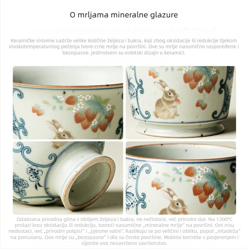 Čajna šalica u japanskom stilu, retro plavo-bijela sa motivom zeca i jagode, majstorska šalica, degustacijska šalica, jedna šalica, gostinska šalica, keramički kućni čajni set.
