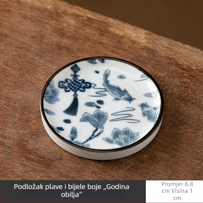 Vintage plavo-bijeli keramički dodaci za ceremoniju čaja: podloške za šalice, držač poklopca, podloške za čaj i držač čajnoga