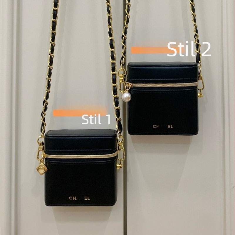 Ženska crossbody torba, kvadratnog oblika, s lancem, PU koža, mala veličina