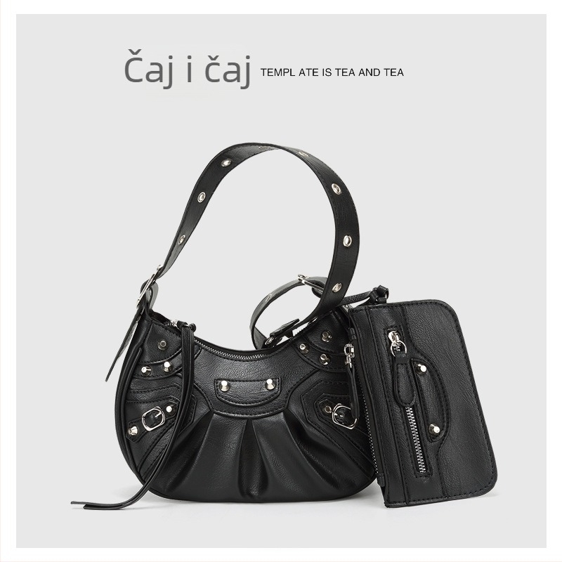 Ženska PU crossbody torba, plisirana polumjesečna forma, retro s zakovicama