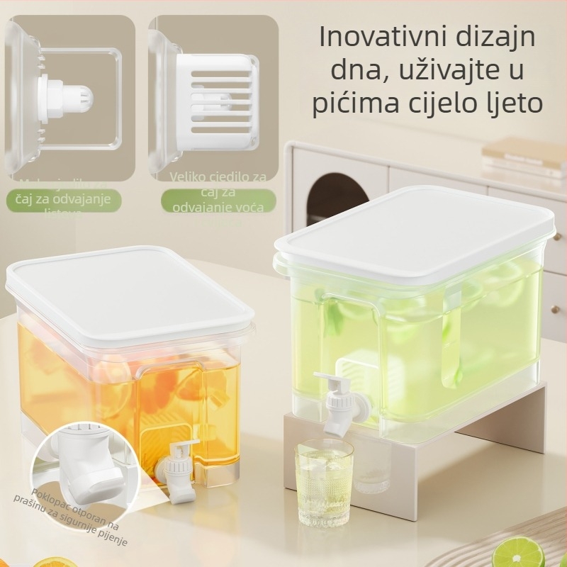 Karafa za vodu velikog kapaciteta s izljevom, otporna na toplinu plast, nagibni dizajn, 4 L