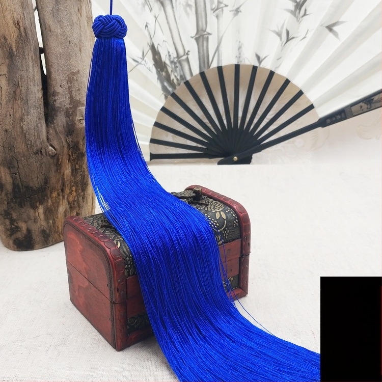 Auto privjesak s kineskim uzlom i najlonskom resicom, 30 cm, ručno izrađeno