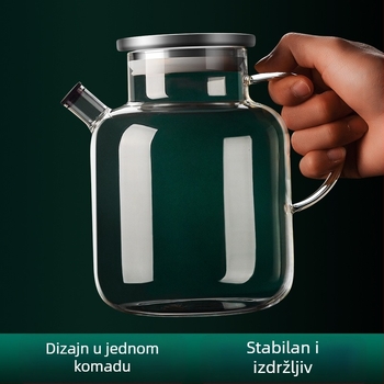 Staklena boca za kućnu proizvodnju vina: rižino vino, voćno vino i šljivovo vino.