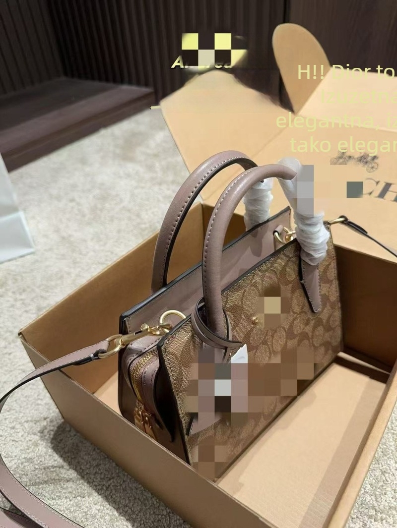 Koujia nova Andrea – torbica Princess Diana, ručna torba, za ramena ili crossbody, klasični monogram, ženska torba, moderna i svestrana