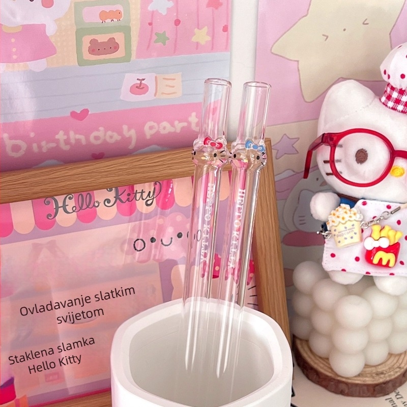 Set staklenih čaša Hello Kitty: čaša za šampanjac, visoka čaša i čaša za crno vino s dizajnom crtića