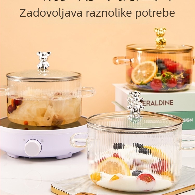 Lonac od borosilikatnog stakla u obliku medvjeda, s dvije ručke, otporan na visoke temperature i otvoreni plamen; idealan za juhe, kašu i dinstana jela na plin.