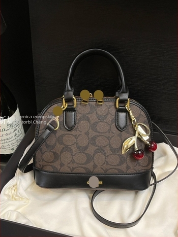 Ženska torbica s printom u obliku školjke, moderna torba preko ramena i crossbody, PU, srednje veličine, jesen 2025