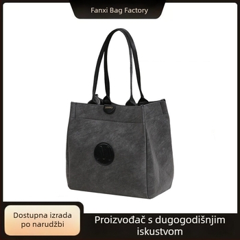 Ženska denim bucket torba preko ramena, svestrana i elegantna za 2026