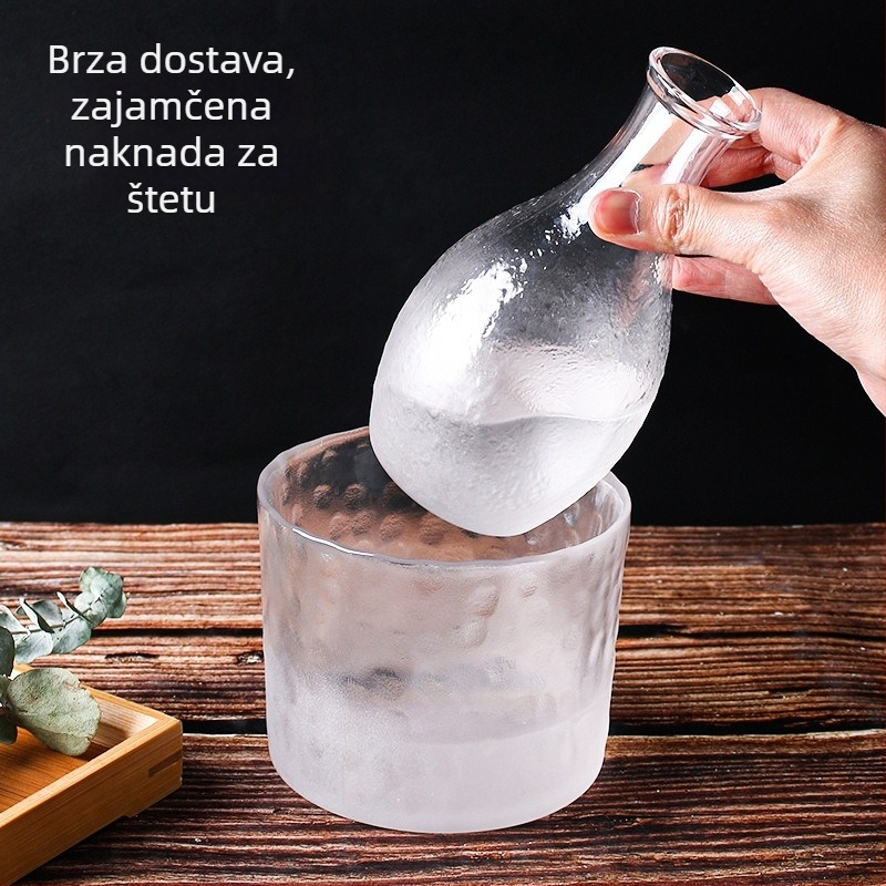 Japanski stil kreativni set za sake sa staklenom karafom s udubljenom teksturom i čašama