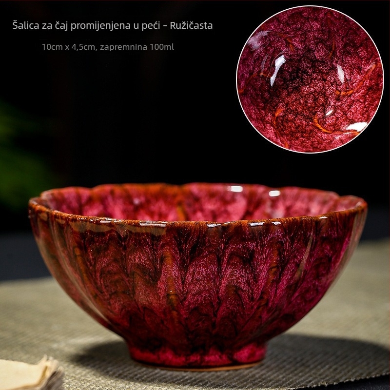 Keramička šalica za čaj u kineskom stilu s tradicionalnom glazurom; pojedinačna šalica za čaj