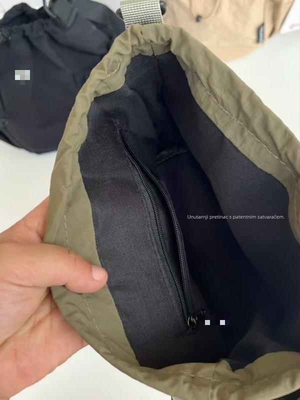 Mini bucket crossbody torba od najlona, zatvaranje na šnuricu, jednostavan ležerni stil