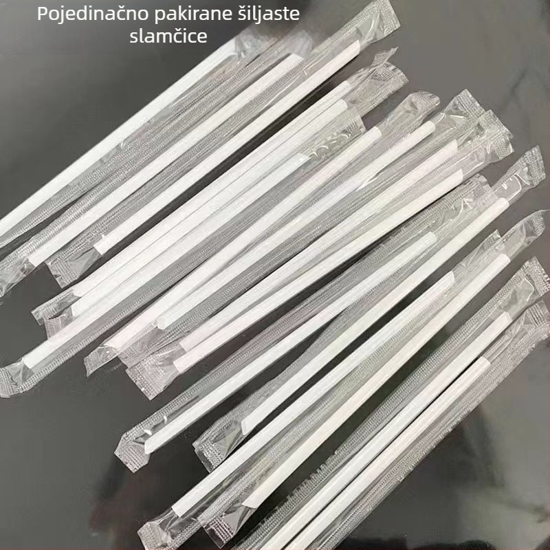 Plastične jednokratne slamke s oštrim vrhom, mliječno bijele boje, 16 cm dužine, pojedinačno zapakirane, za sojino mlijeko i jogurt.