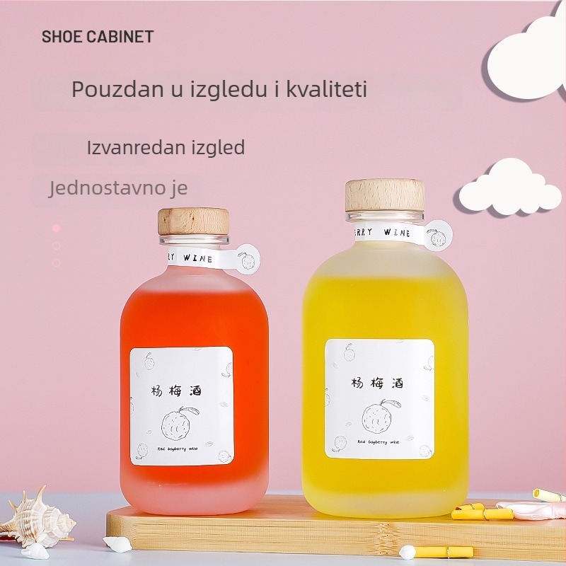 Staklena boca za sigurno skladištenje pića, prozirna ili mat završna, za kućnu proizvodnju voćnog vina i alkoholnih pića, s drvenom čepom.
