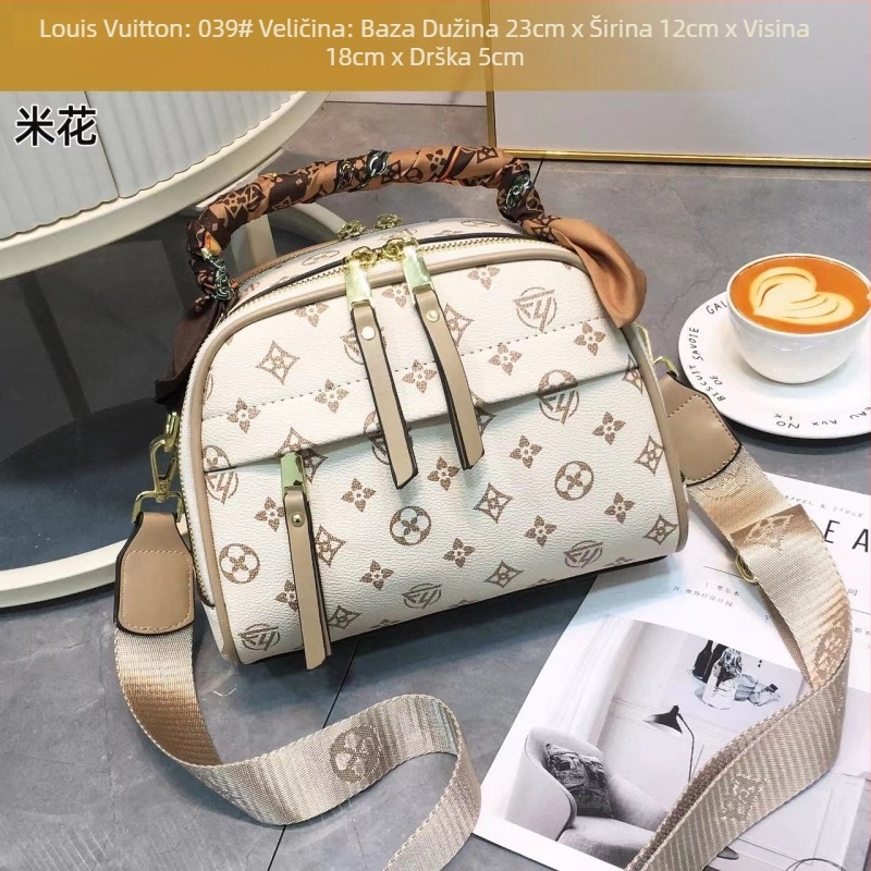 Ženska PVC torba, crossbody/na rame, srednje veličine, ovalnog oblika, gradski stil, velika kapaciteta, unutarnja džep, zatvarač, svakodnevna upotreba, dvostruke naramenice.