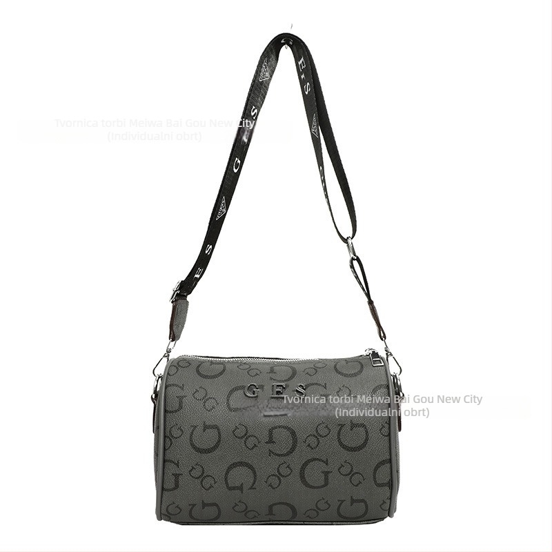 Ženska crossbody torba s cilindričnim oblikom od PU kože, srednje veličine, zatvaranje zatvaračem, poliester podstava, unutarnji pretinac za dokumente, svakodnevna upotreba, bez marke, print s slovima u europsko-američkom stilu, lansiranje zima 2025