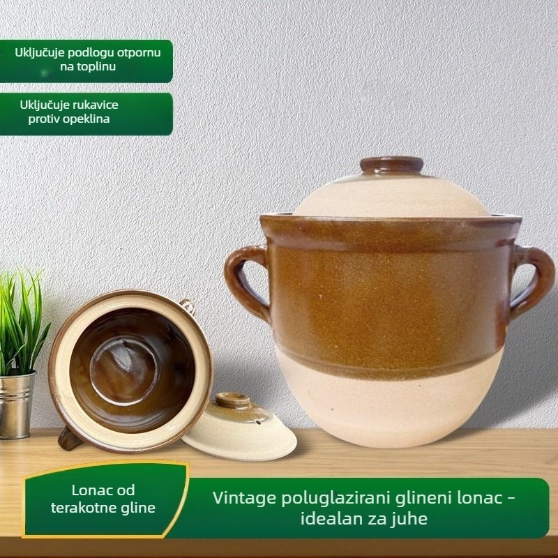Autentična tradicionalna zemljana posuda za kuhanje juha, dinstanje mesa i biljni izvarci kod kuće