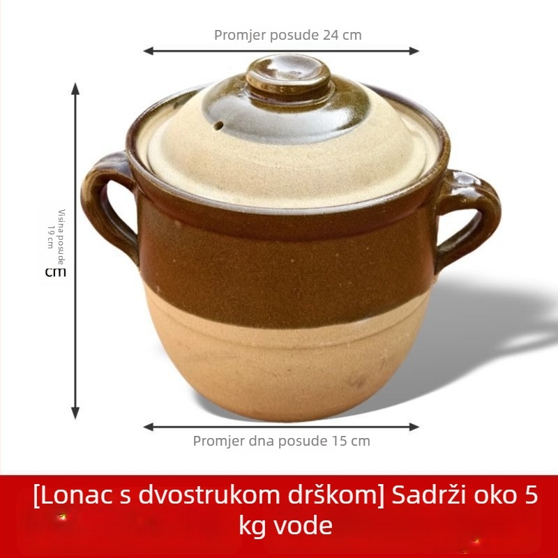 Autentična tradicionalna zemljana posuda za kuhanje juha, dinstanje mesa i biljni izvarci kod kuće