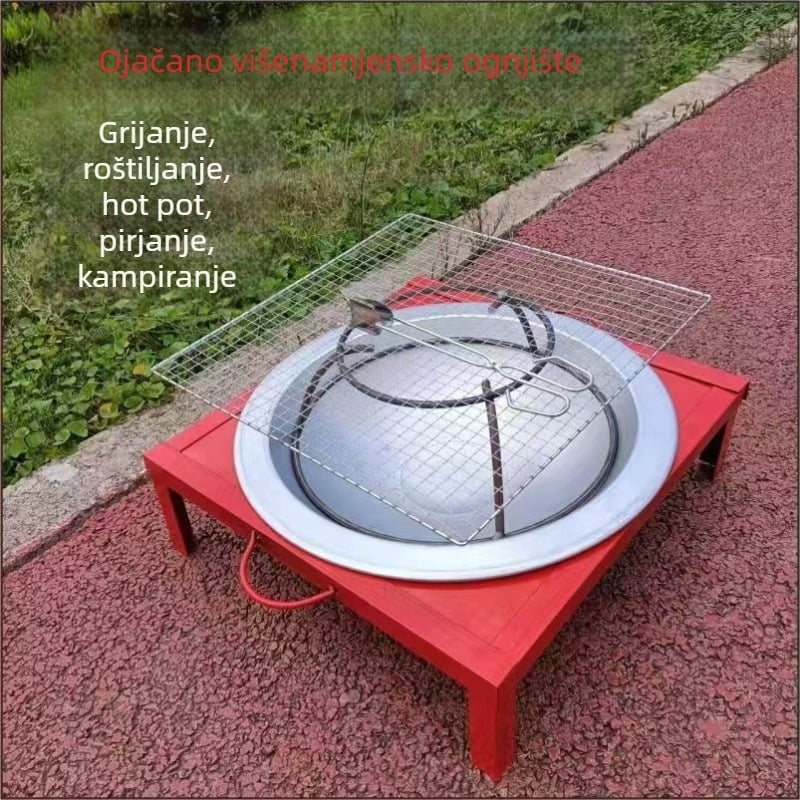 Kockasti željezni brazier na ugljen — grijanje i vanjski roštilj za kućnu upotrebu