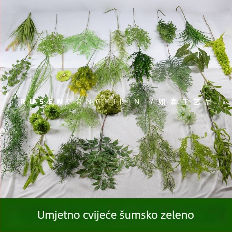Prilagođene svadbene cvjetove i zelene biljke u šumskom stilu za dekoraciju dvorane za vjenčanje