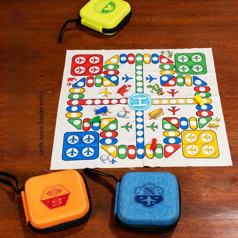 Mini džepni set društvenih igara: Gomoku, Beast Chess, Flying Chess, Adventure Chess, Snake Chess, Dama za dvije osobe, Obrazovna društvena igra