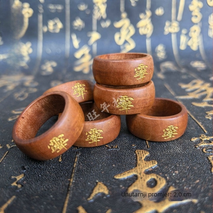 Taoistički talisman, prsten od drveta Ziziphus jujuba sa zlatnom gravurom za zaštitu i meditaciju