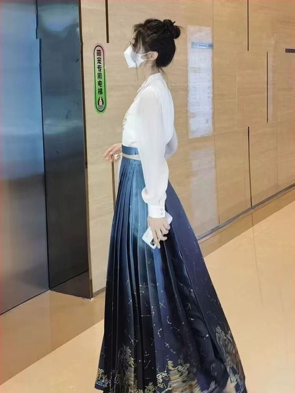 Proljetno-Ljetni Hanfu set u kineskom stilu s izvezenim gornjim dijelom i suknjom Horse-Face za odrasle