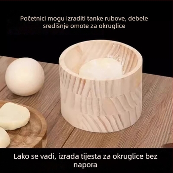 Drveni set alata za tijesto za knedle: valjak, presa za tijesto i kalupi za slastice