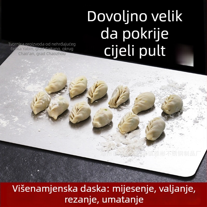 Velika kuhinjska daska za rezanje s površinom od nehrđajućeg čelika, pogodna za mijesanje tijesta, valjanje, rezanje voća i povrća; antibakterijska površina.