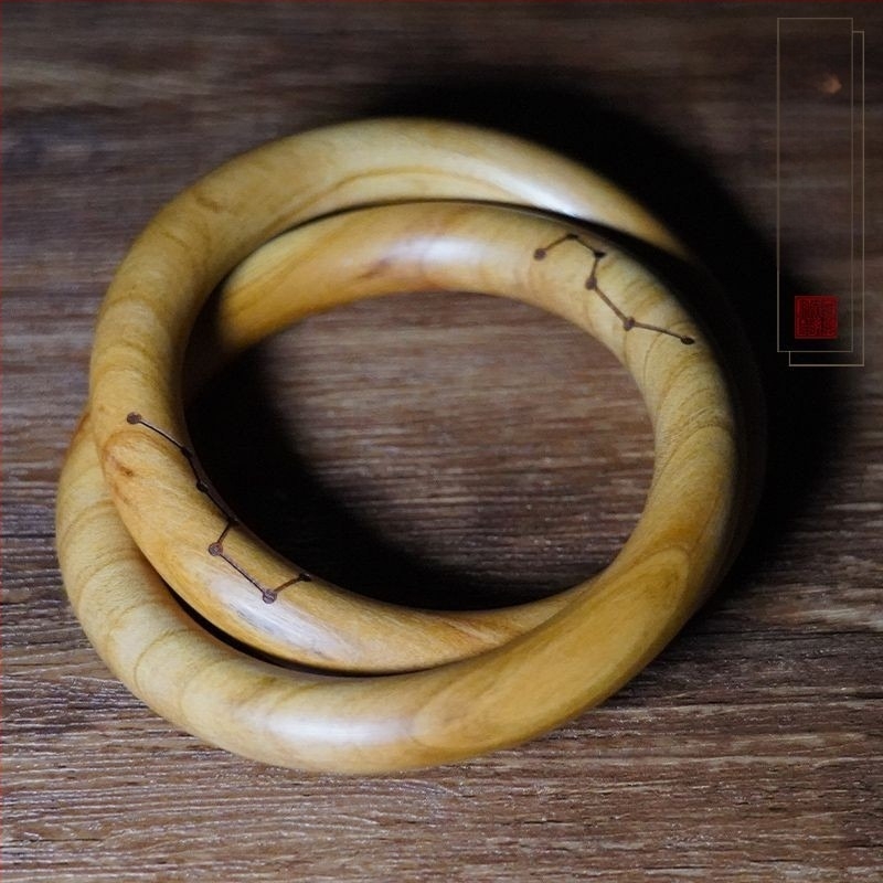 Gan Kun prsten od drveta breskve, Yin-Yang gravura, ručna izrada, od jednog komada.