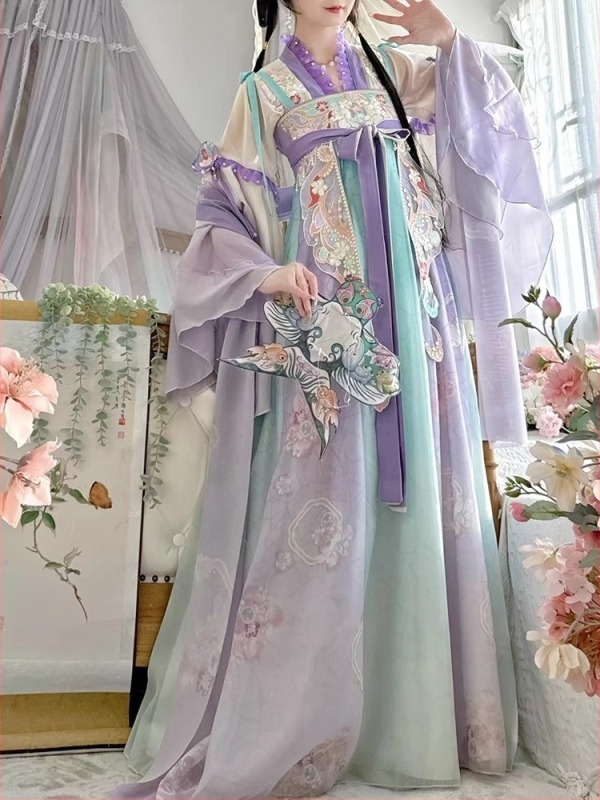 Ženski Hanfu ruqun do prsa, model 2026, proljeće–jesen, poboljšan Tang stil, eteri Han elementi, svakodnevni drevni kostim