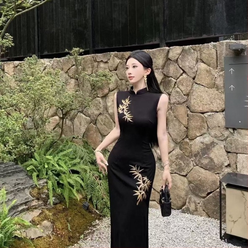 Nova kineska cheongsam haljina u modernom stilu, stojeći ovratnik, priljubljen kroj, večernja haljina srednje dužine