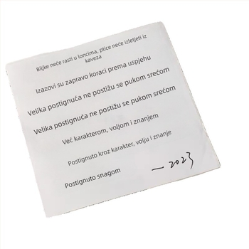 Prazan bilježnica u prirodnoj boji drveta s odlomljivim listićima, za srednju školu i fakultet, uredska uporaba.