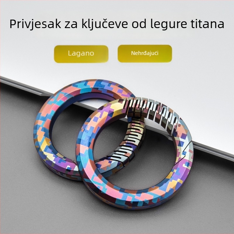 Kljucni lanac od titanij legure sa kožom Crazy Cowhide za ključeve automobila; universalno za Mercedes-Benz, BMW i Audi; unisex privjesak
