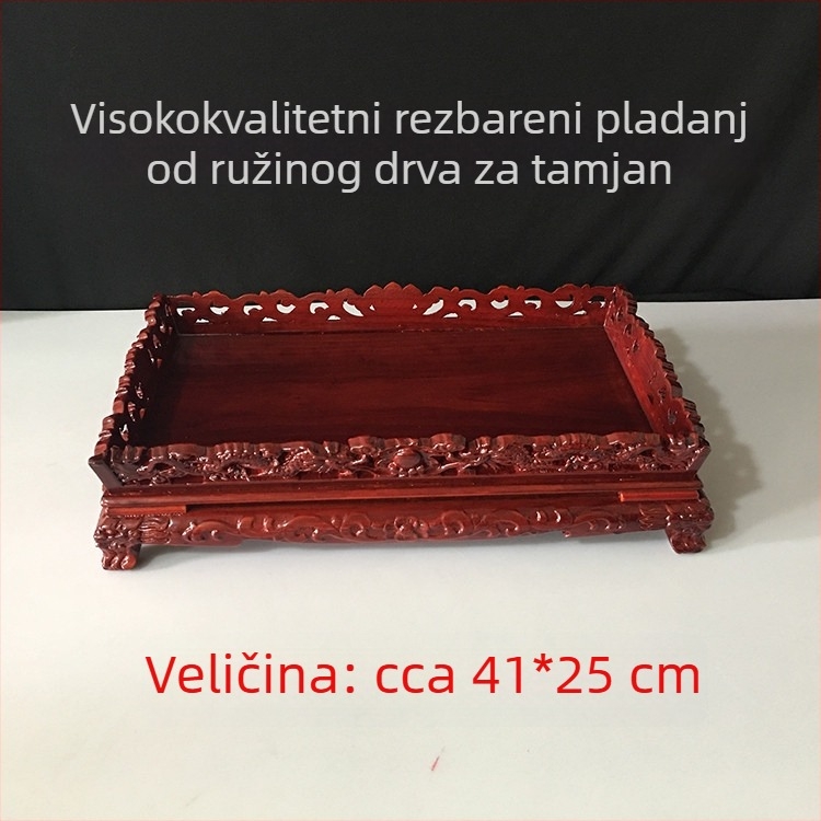 Ručno izrađeni budistički tamjanik od satena, s izvezenim motivima hrama, uključuje posudu za prah i pladanj za darove