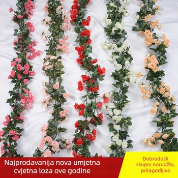 Umjetne vinove loze s ružama za svadbenu dekoraciju