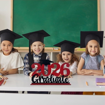 Drveni natpis i rekvizit za fotografije na svečanoj dodjeli diplome na sveučilištu, poklon 2026