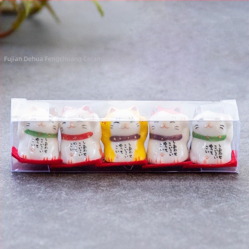 Mini keramičke mačkice u japanskom stilu – set dekoracija za dom