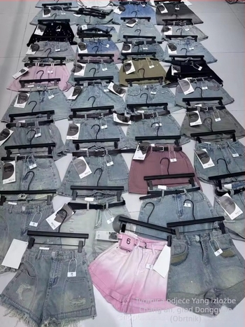 Ženske traper kratke hlače visokog struka, ravni kroj, vintage stil