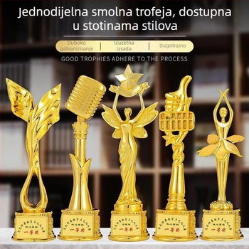 Zlatno lakirani trofej od smole za dječji ples i školsko glazbeno natjecanje, s motivom zlatog božanstva mikrofona