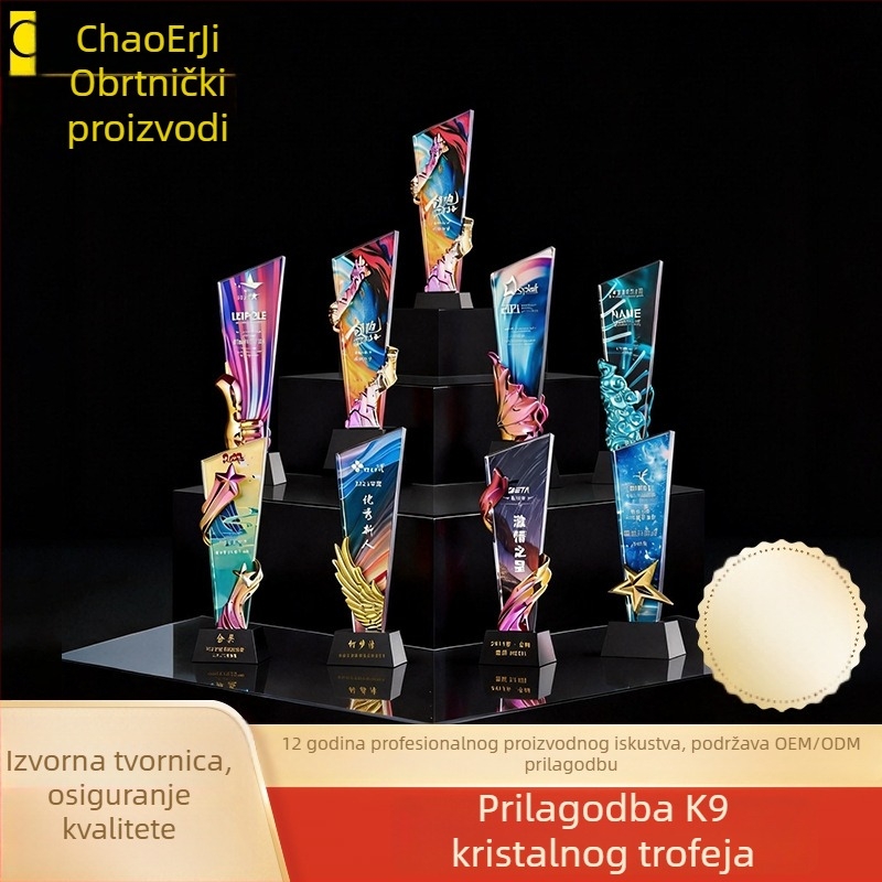 Kristalne trofeje u obliku oštrice za košarku i nogomet, s kolor tiskom, prilagođene