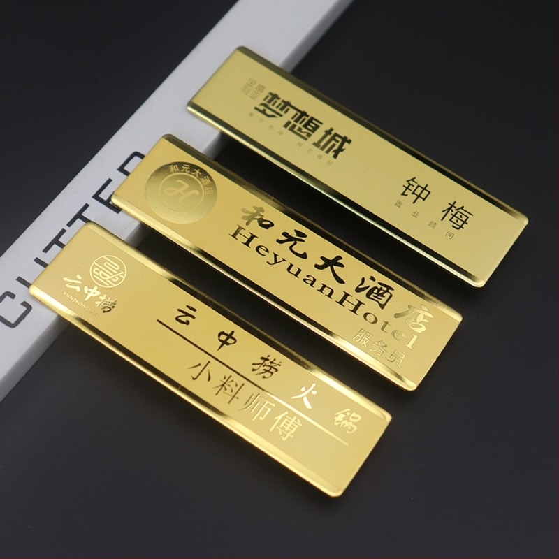 24K pozlaćeni metalni službeni identifikacijski znak sa iglom, prilagođeno