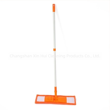Narančasti ravni mop od koralnog flisa s teleskopskom ručkom dužine 125 cm, glavom 32×12 cm, pamuk vlakna, aluminijska šipka, pogodan za drvene i keramičke podove, komercijalna uporaba