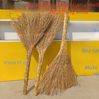 Tradicionalna seoska metla od sorga, ručno izrađena za kućno čišćenje, debeli dlačice