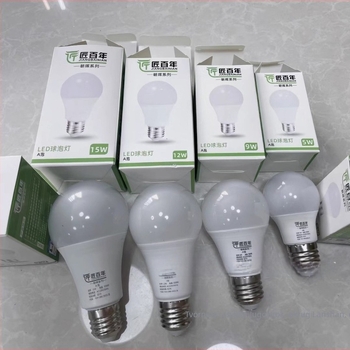 Master Centennial Lighting LED žarulja tipa A, izuzetno svijetla, E27 navoj, unutarnja upotreba, zaštita očiju, bijela i topla svjetlost