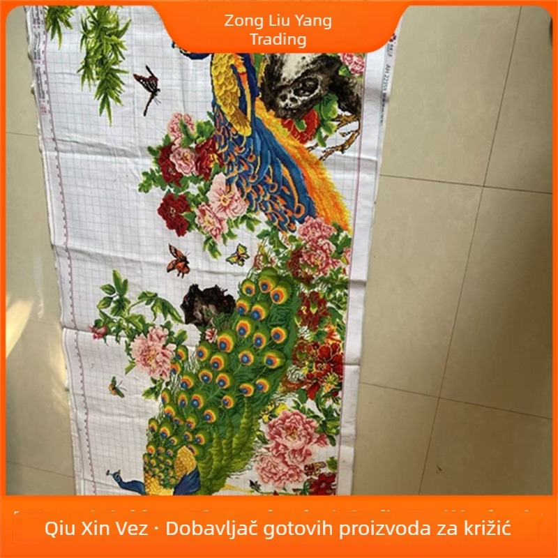 Završeni križni šav: paun s cvjetnim motivom, dekor za čajnu kuću i dnevni boravak.
