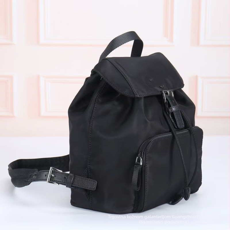 Unisex ruksak za slobodno vrijeme, vodootporan materijal od nylon/Oxford, kapacitet 20–35 L, za putovanja, pretinac za 16-inčni prijenosnik, jednostavan dizajn.