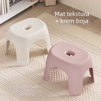 Malo čvrsta, sklopiva niska stolica za djecu, krem boje, nordičkog stila, izdržljiva za dnevni boravak i kupaonicu